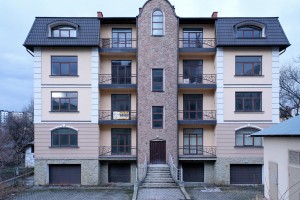 Василіянок, 60 б (г. Ивано-Франковск) - Продається квартира, 132000 $ - АФНУ