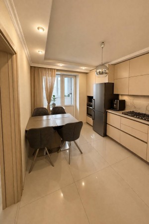 Академічний (г. Белая Церковь) - Продається квартира, 97000 $ - АФНУ